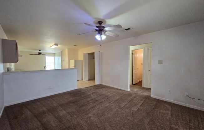 3 beds, 2 baths, $850, Unit 2309 Terrace Drive - Unit D