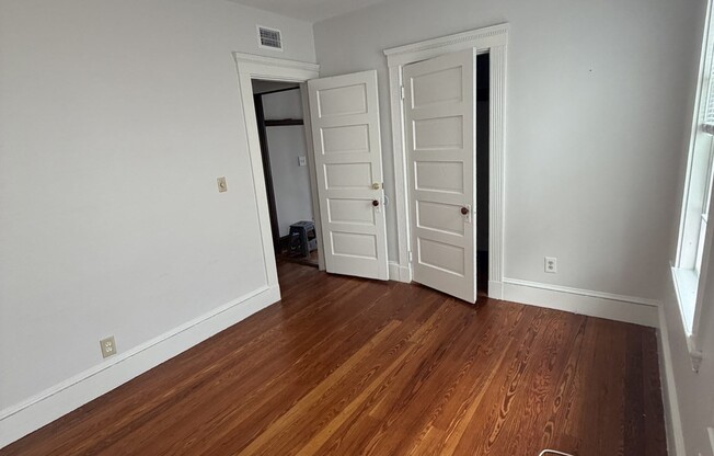 2 beds, 1 bath, 1,200 sqft, $2,500, Unit 3