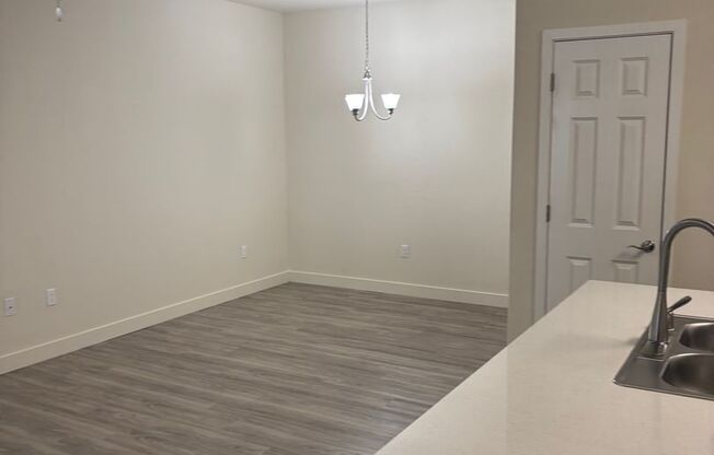 2 beds, 2 baths, 1,064 sqft, $2,271, Unit 1663 - 201