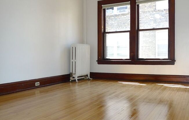1 bed, 1 bath, 410 sqft, $880, Unit 22 - 22