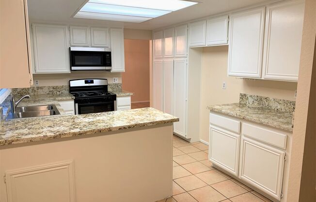 1228 Scenic View St. Upland 91784 (4 BED / 2.5 BATH)