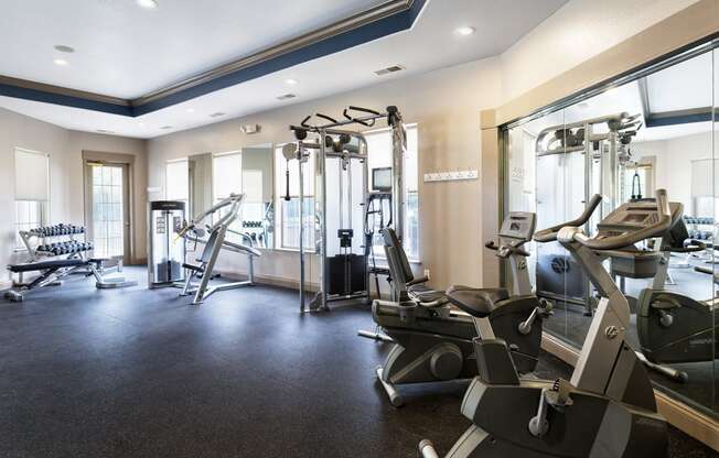 Lantern Woods Apartments - Fully-equipped fitness center