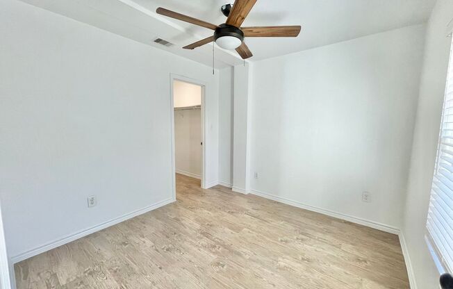 1033 RIVAS ST