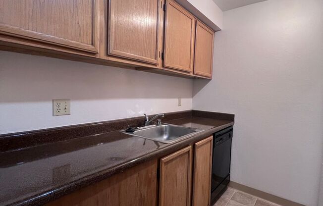 2 beds, 2 baths, 823 sqft, $1,787, Unit 306