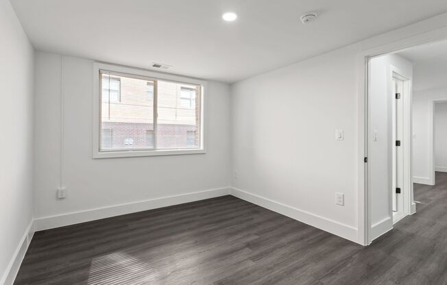 2 beds, 1 bath, 515 sqft, $2,500, Unit 1400-LL2
