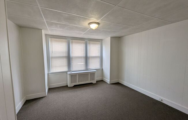 Large Home on a Quiet Street - Torresdale