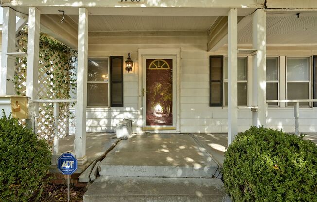 Charming Bungalow in Historic Gatewood District