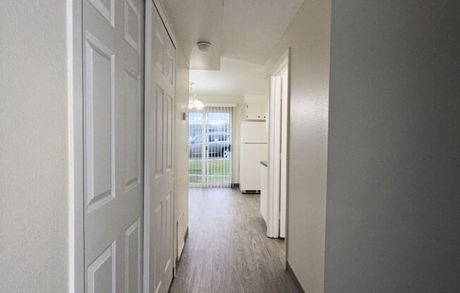 2 beds, 1.5 baths, 942 sqft, $1,399, Unit 4421A08