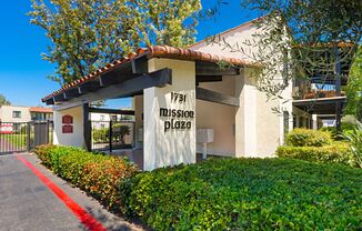 Mission Plaza Apartment Homes