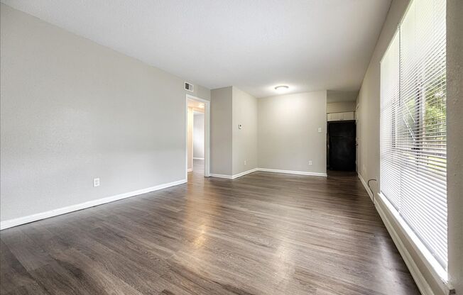 Macon Crossing Apartments
