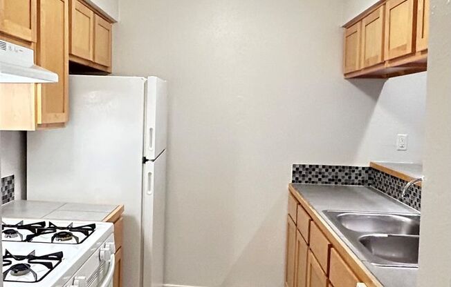 1 bed, 1 bath, 750 sqft, $1,110, Unit ABB-1-207