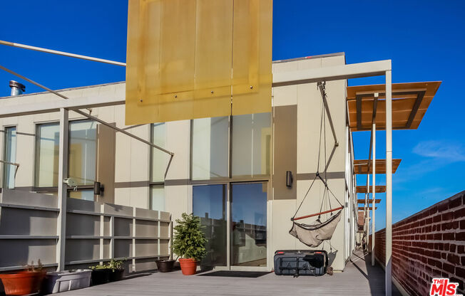 1 bed, 1.8 baths, 2,603 sqft, $9,500, Unit PH 9