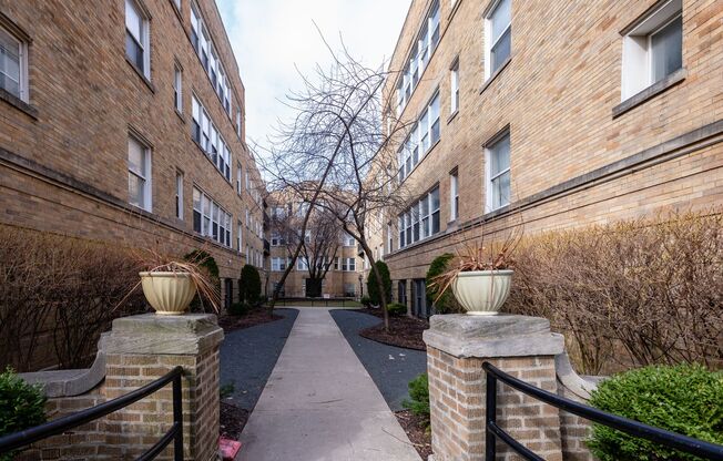 1832-42 N. Humboldt Blvd.