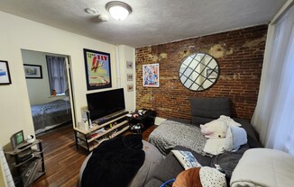 7 Myrtle St.
