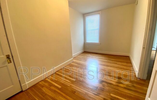 205 Lehigh Ave #2