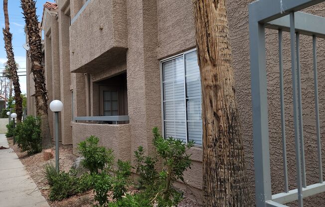 Gorgeous Fully Remodeled Condo
