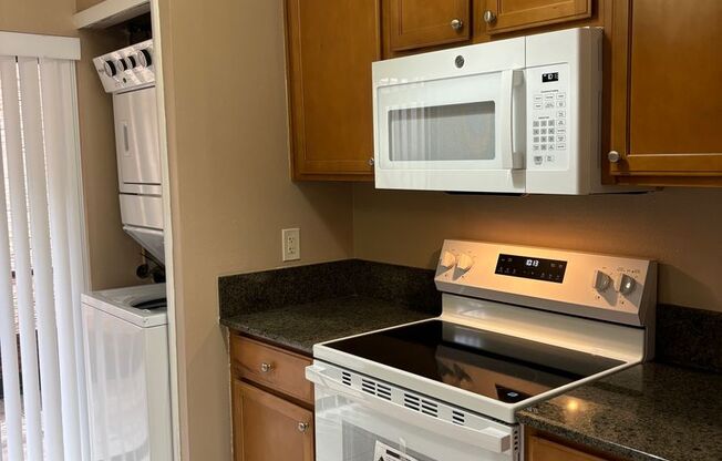 Available Now in Winter Garden