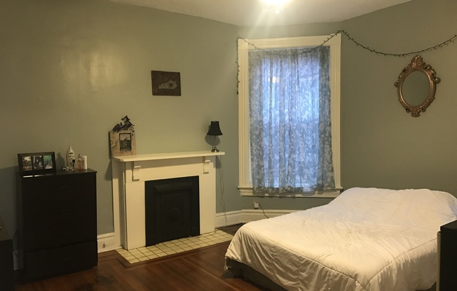 1241 S 1st