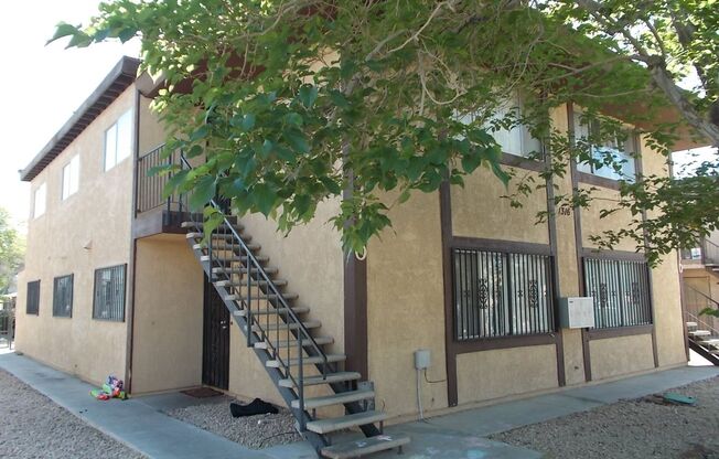 2 Bedroom 1 Bath Upstairs Unit - Move in Ready