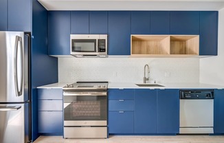 WELCOME TO OUR SILVER LAKE, LOS ANGELES APARTMENTS