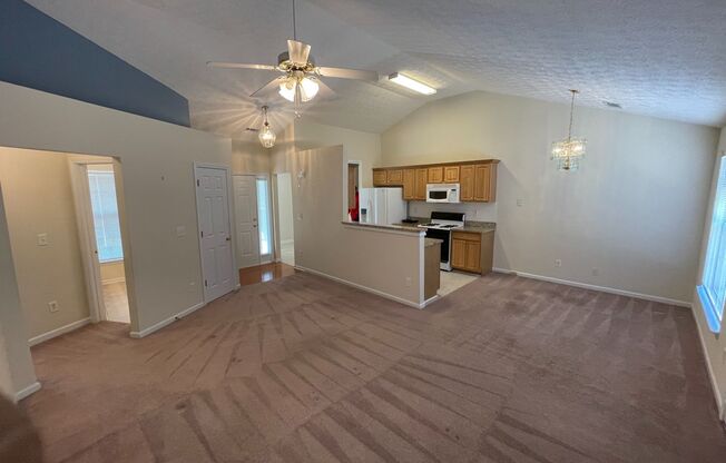 Nice 3 bed 2 bath home in Lithonia close to I-20.