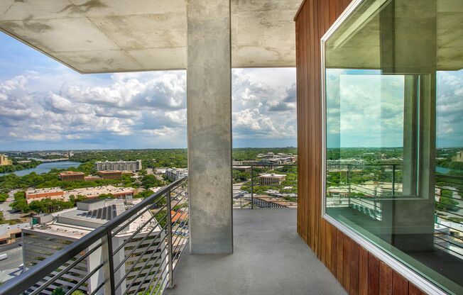 2 beds, 2.5 baths, 2,171 sqft, $9,728, Unit 1910