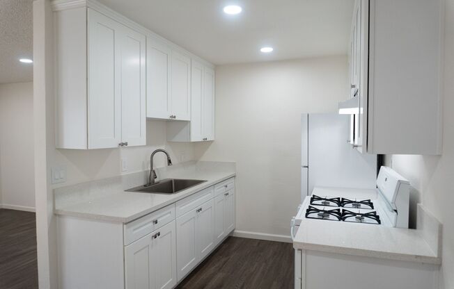1 bed, 1 bath, 650 sqft, $1,825, Unit 1441-38