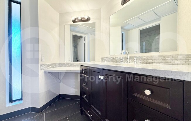 3 beds, 2 baths, 1,088 sqft, $1,700, Unit 284