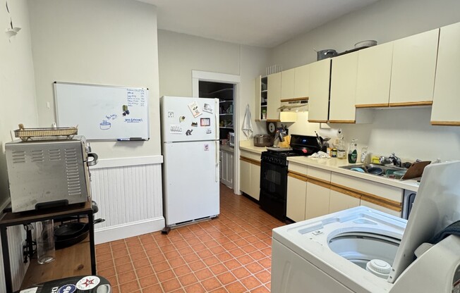 104 STRATHMORE RD