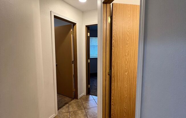 Pet Friendly 3 bedroom Townhouse!
