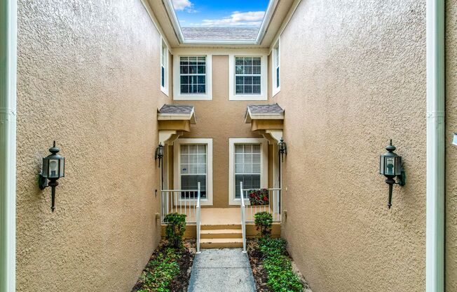 Lease this Beautiful 3-Bedroom Condo in MetroWest Orlando!