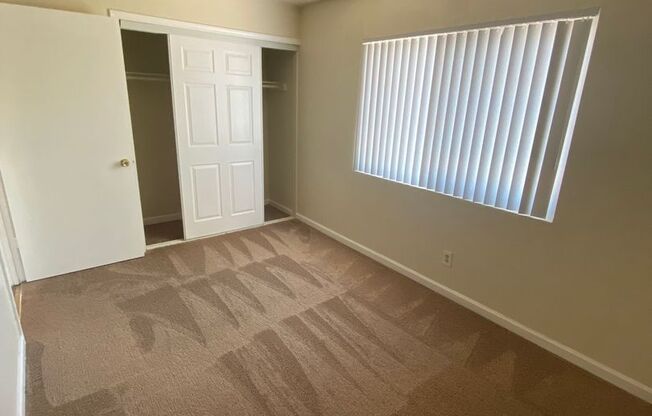 1 bed, 1 bath, 590 sqft, $1,195, Unit 28