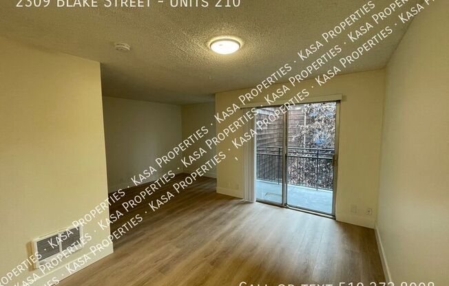 2309 BLAKE ST
