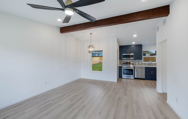 523 GILBERT LN