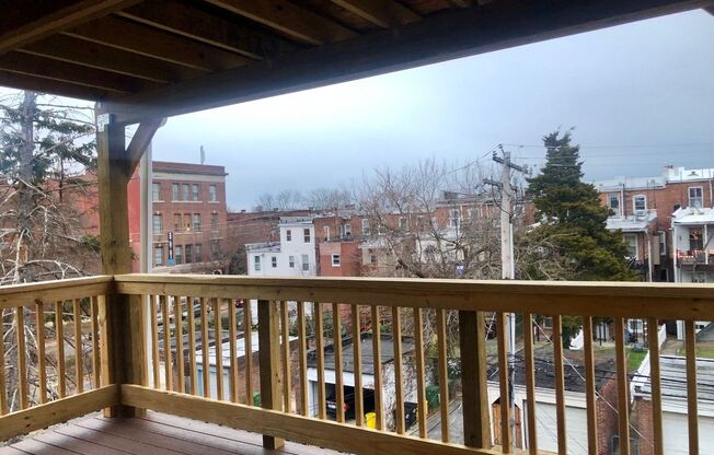 2 beds, 1 bath, 1,000 sqft, $1,860, Unit 3031 N. Calvert St. D6