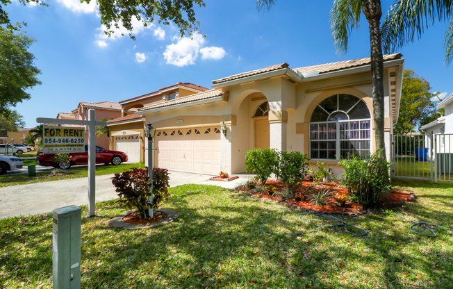 Newly Remodeled 3/2 in Cooper City