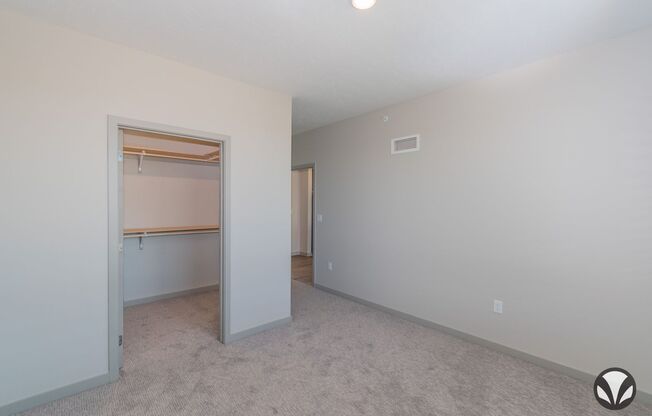 2 beds, 2 baths, 1,158 sqft, $1,805, Unit YH-2043