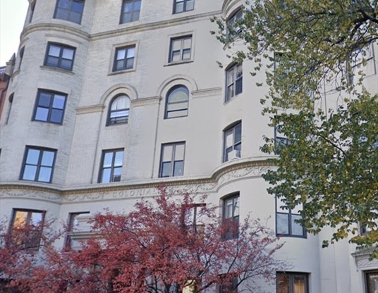 1 bed, 1 bath, 620 sqft, $4,080, Unit 61