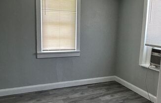 2 beds, 1 bath, 600 sqft, $1,200