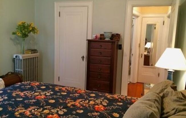1 bed, 1 bath, 550 sqft, $1,550, Unit 6