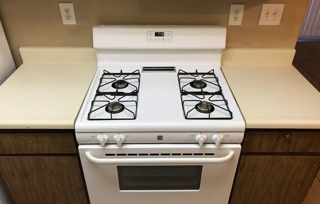 1 BEDROOM 1 BATHROOM APARTMENT AVAILABLE FOR RENT !!!