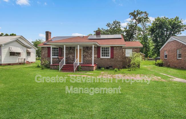 320 COMMONWEALTH AVE