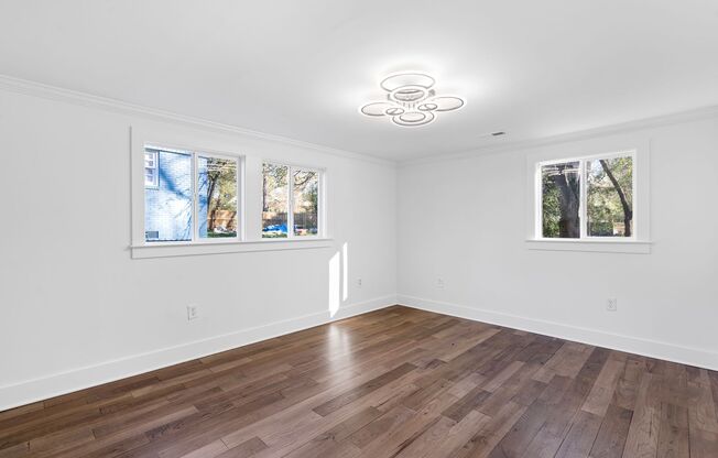 Completely Remodeled SF Home Minutes to NODA and Uptown - 4101 Howie Cir