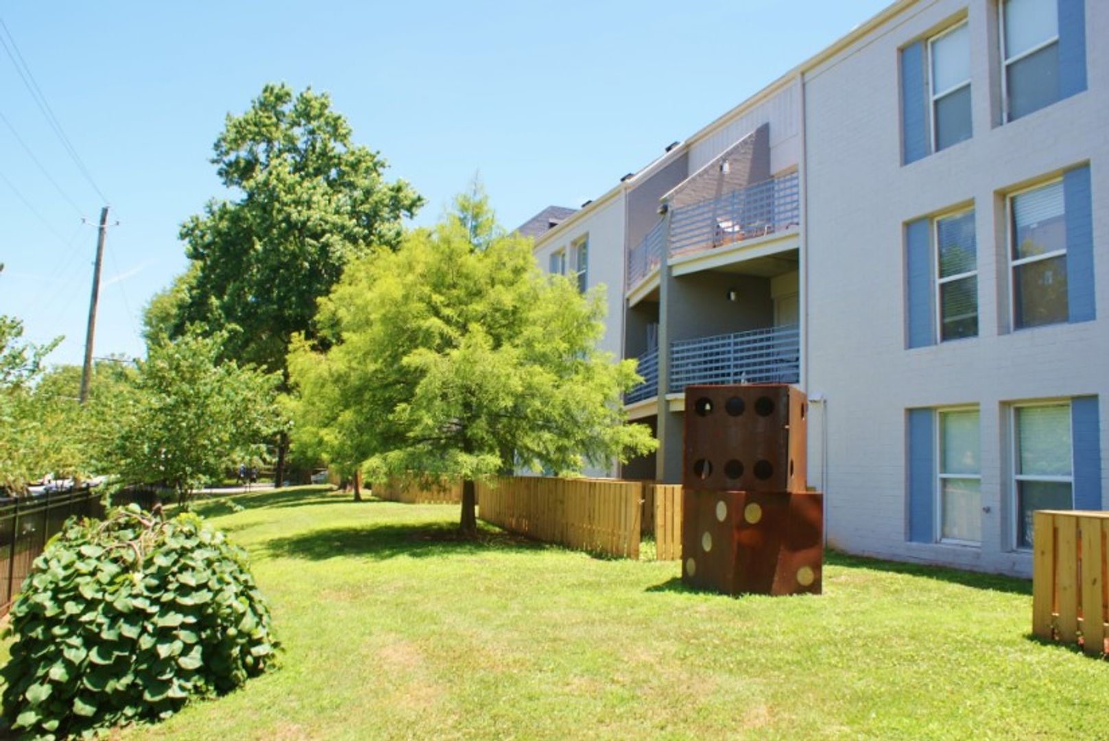 FREE MOVE IN SPEICAL - Classic 2 Bedroom Apartment Downtown Atlanta Old Fourth Ward