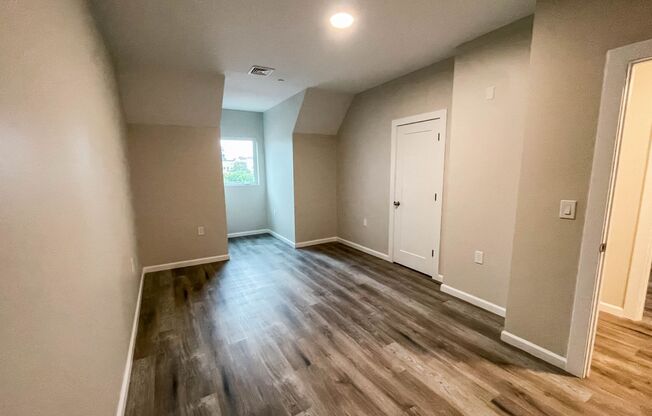 2 beds, 1 bath, 719 sqft, $2,795, Unit 306