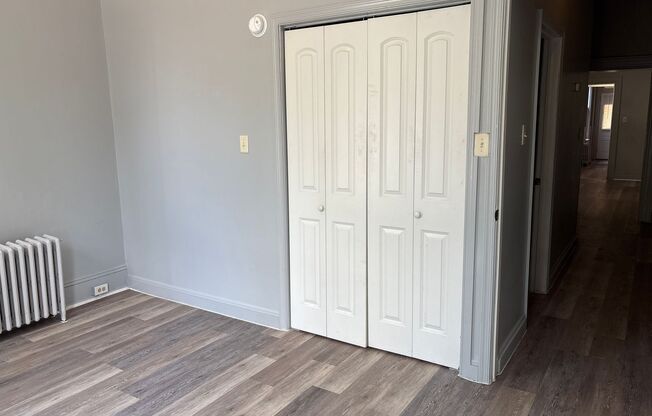 1st Floor 2 Bedroom Apartment-York City SD