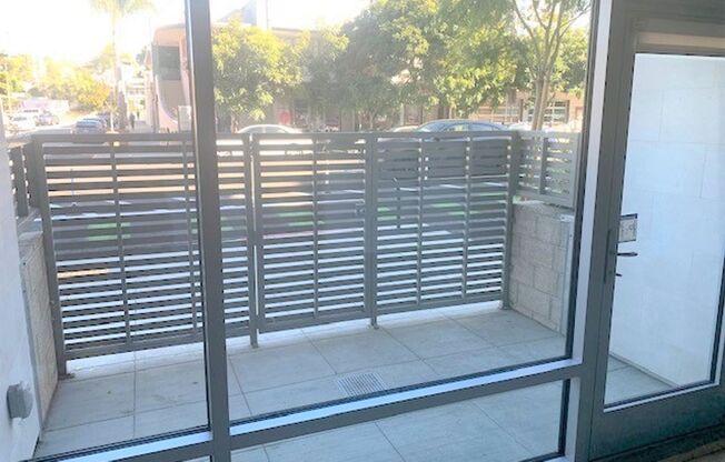 Studio, 1 bath, 554 sqft, $2,895, Unit 101