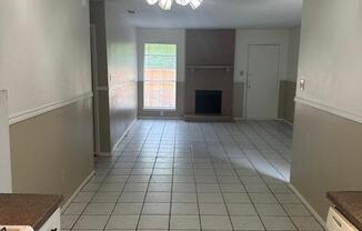 2601 REEVES CIR