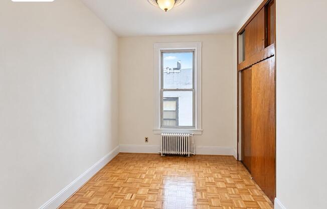 3 beds, 2 baths, $4,500, Unit 2