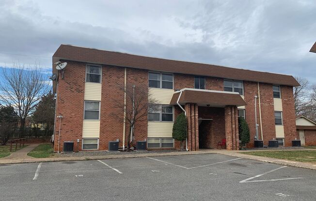 S. Amherst Apartments 1